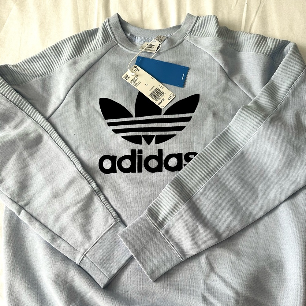 New with Tag Adidas women’s sweatshirt